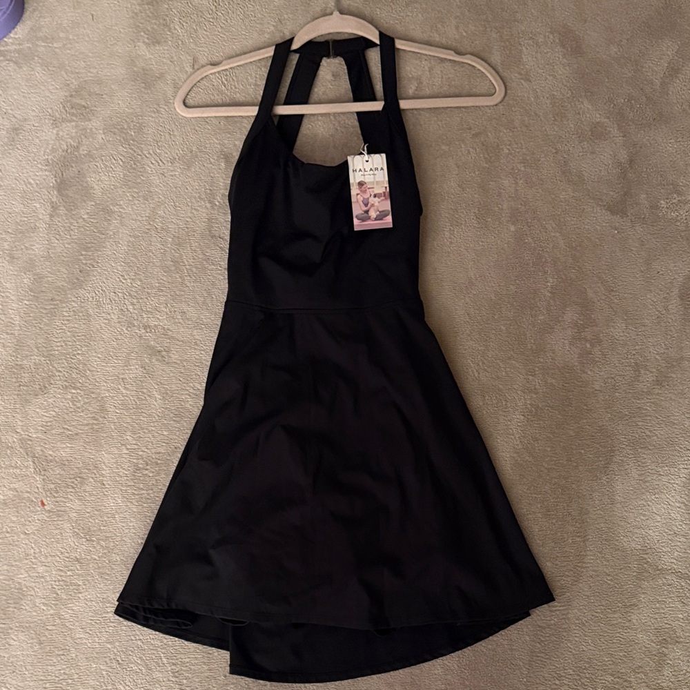 New Halara Backless Twisted Active Dress